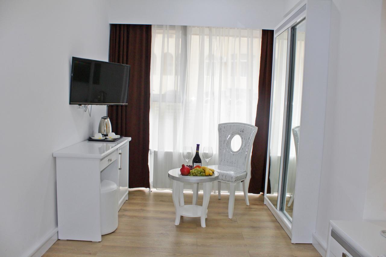 Mark Hotel Baku Bagian luar foto